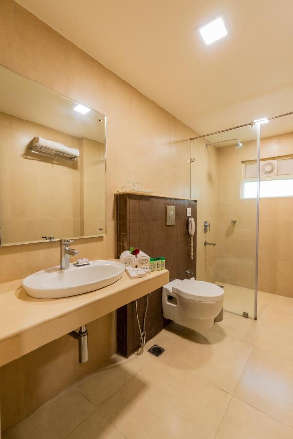 Kurmannapalem Cygnett Inn Ramachandra מראה חיצוני תמונה