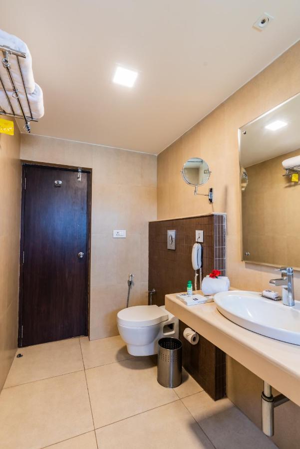 Kurmannapalem Cygnett Inn Ramachandra מראה חיצוני תמונה