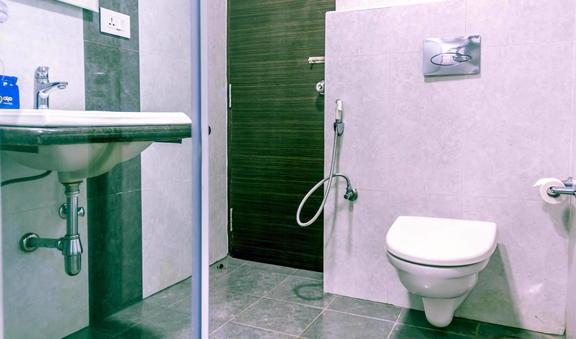 Kurmannapalem Cygnett Inn Ramachandra מראה חיצוני תמונה